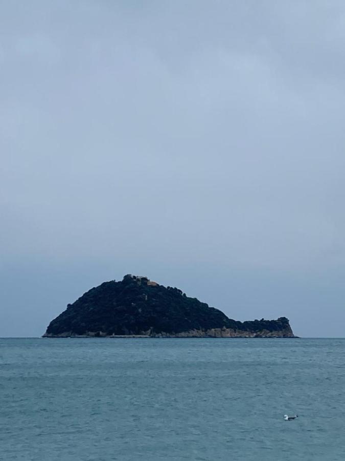 Appartamento Vista Mare Albenga Eksteriør billede