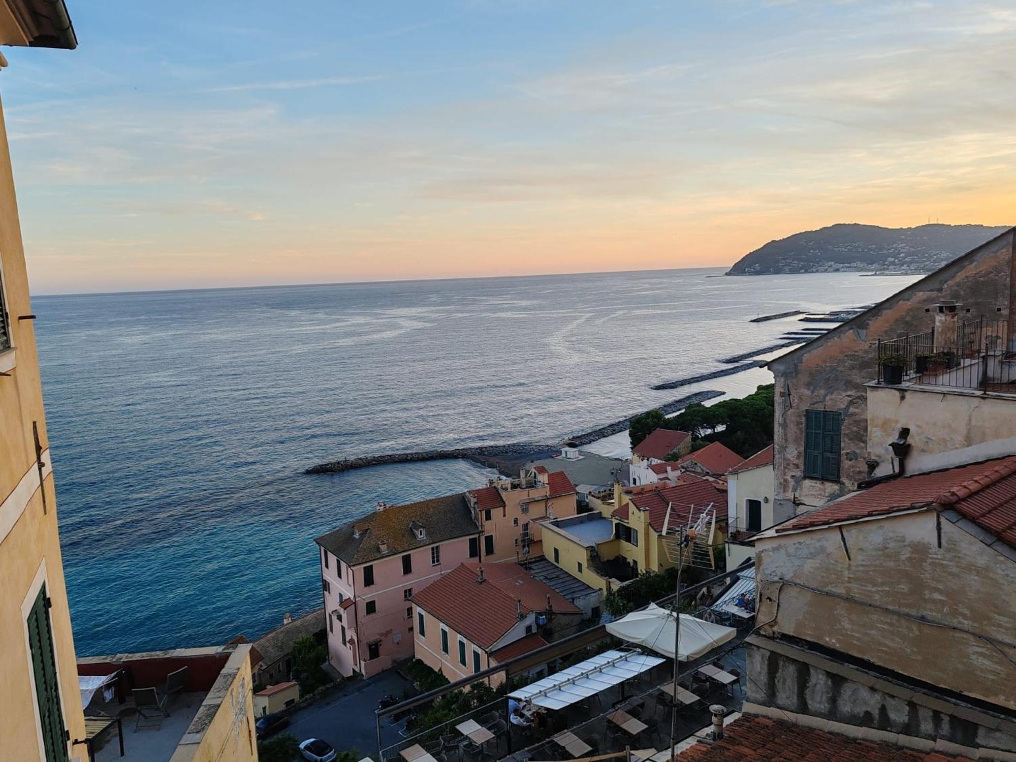 Appartamento Vista Mare Albenga Eksteriør billede