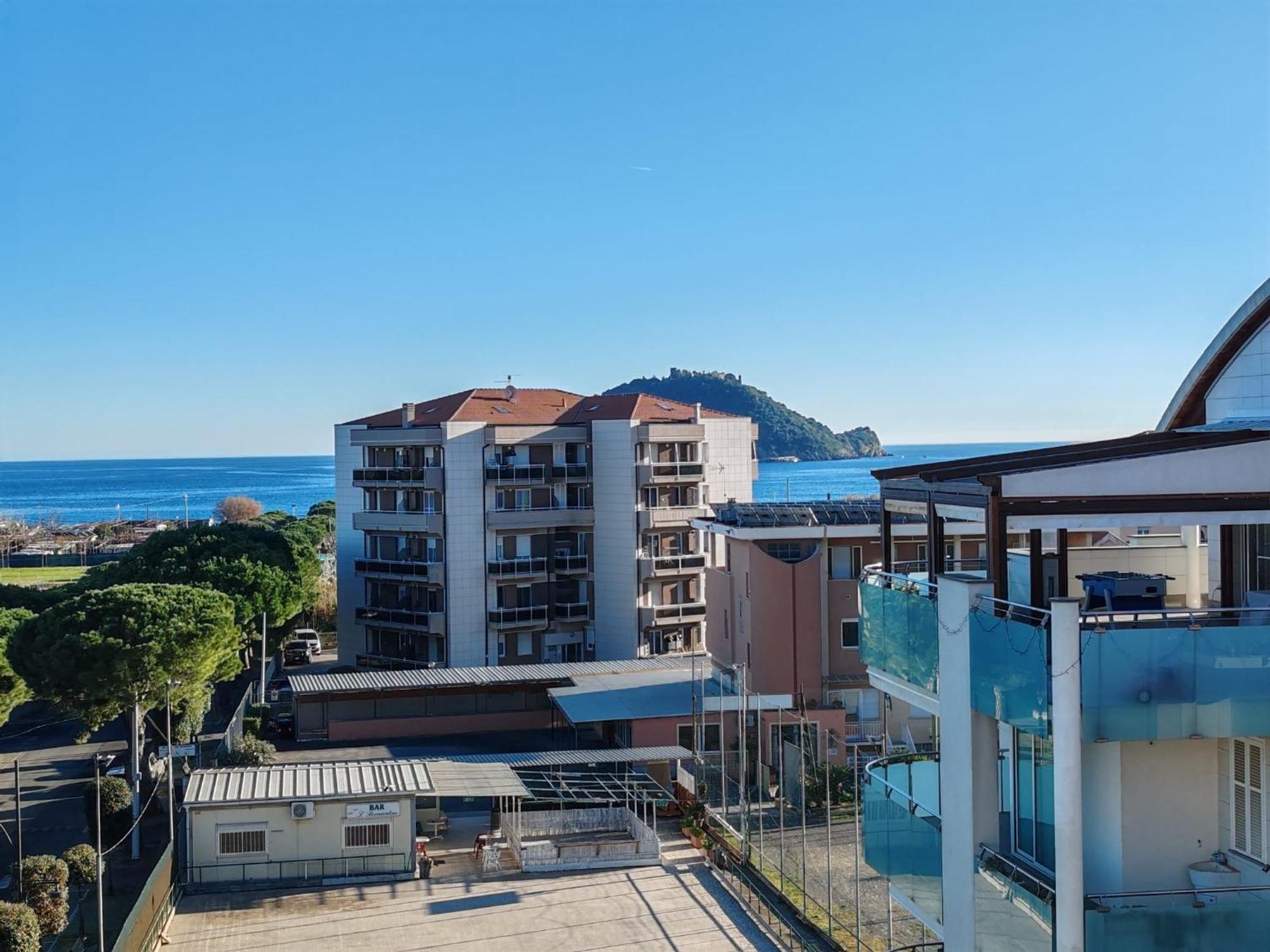 Appartamento Vista Mare Albenga Eksteriør billede