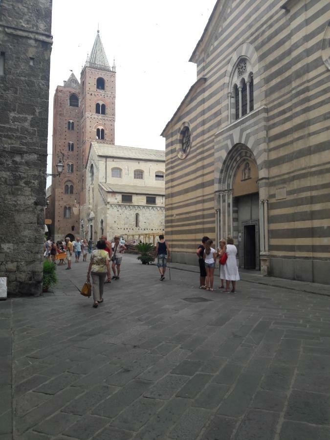 Appartamento Vista Mare Albenga Eksteriør billede